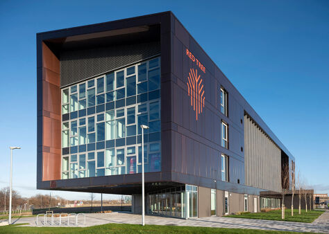 Office Space Magenta - Image 1