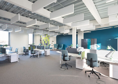 Office Space Magenta - Image 12