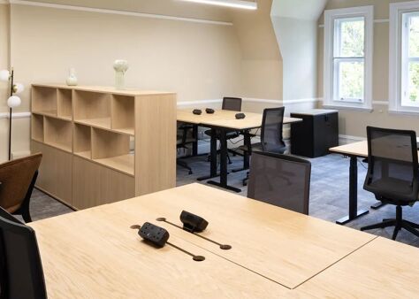 Office Space 142 Buckingham Palace Road - Image 3