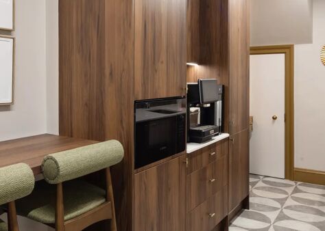 Office Space 142 Buckingham Palace Road - Image 4