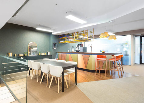 Image #2 of 30 Newman Street