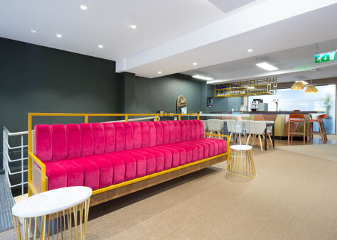 Image #10 of 30 Newman Street