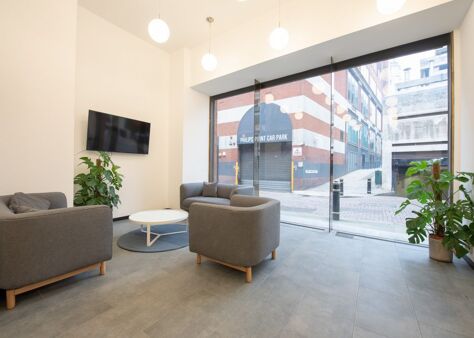 Office Space 11-14 Cannon Street - Image 4