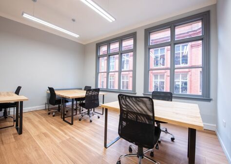 Office Space 11-14 Cannon Street - Image 3