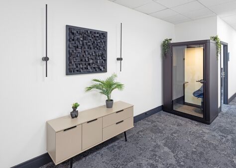 Office Space element - Image 1
