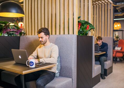 Office Space Soho - Image 6