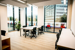 Office Space Chiswick Works - Image 6