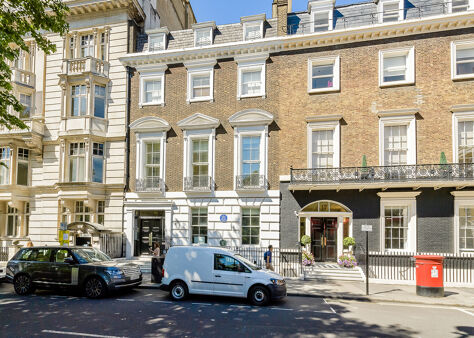 Office Space 18 Cavendish Square - Image 1