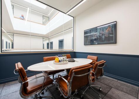 Office Space 70 Pall Mall - Image 3