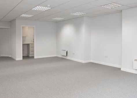Office Space 1a Grove Arcade - Image 3
