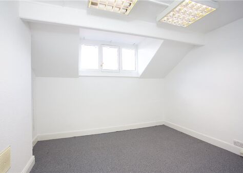 Office Space 1a Grove Arcade - Image 5