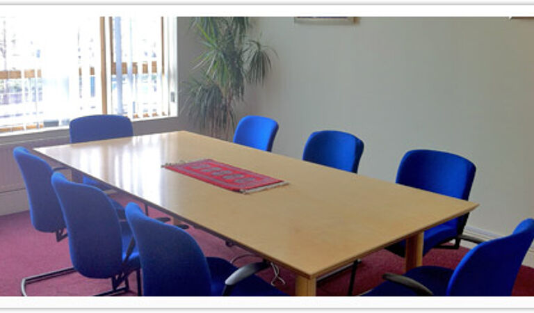 Office Space Premier AttributeBusinessCenter - Image 3