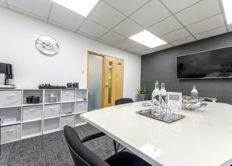 Office Space Farnborough - Image 8