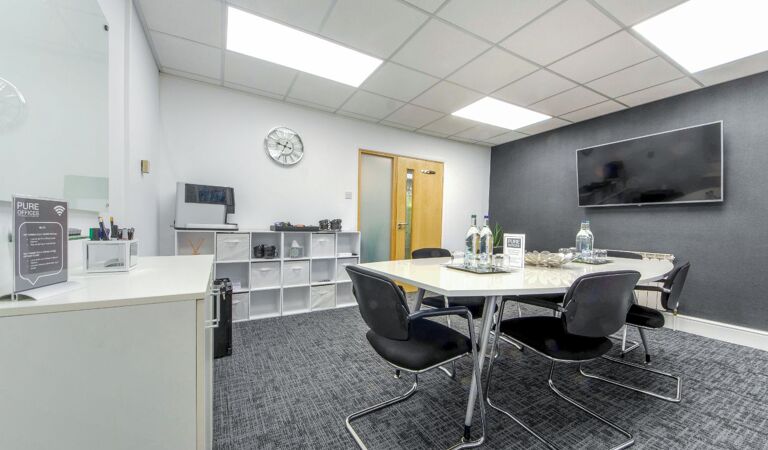 Office Space Farnborough - Image 3