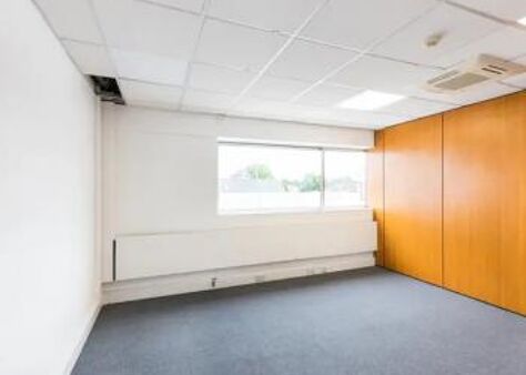 Office Space Weybridge - Image 4