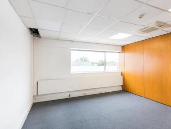 Office Space Weybridge - Image 4