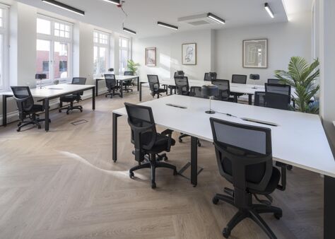 Office Space 50-51 Wells Street - Image 7