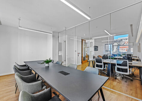 Office Space 35 Albemarle Street - Image 2