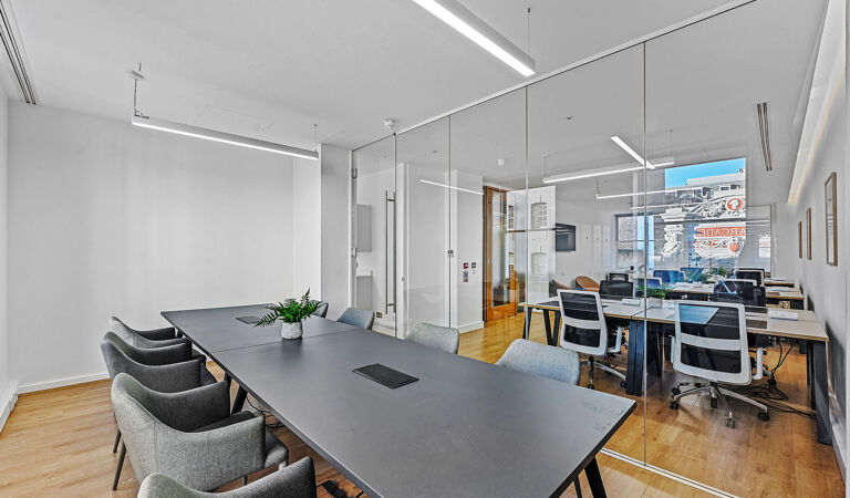 Office Space 35 Albemarle Street - Image 2