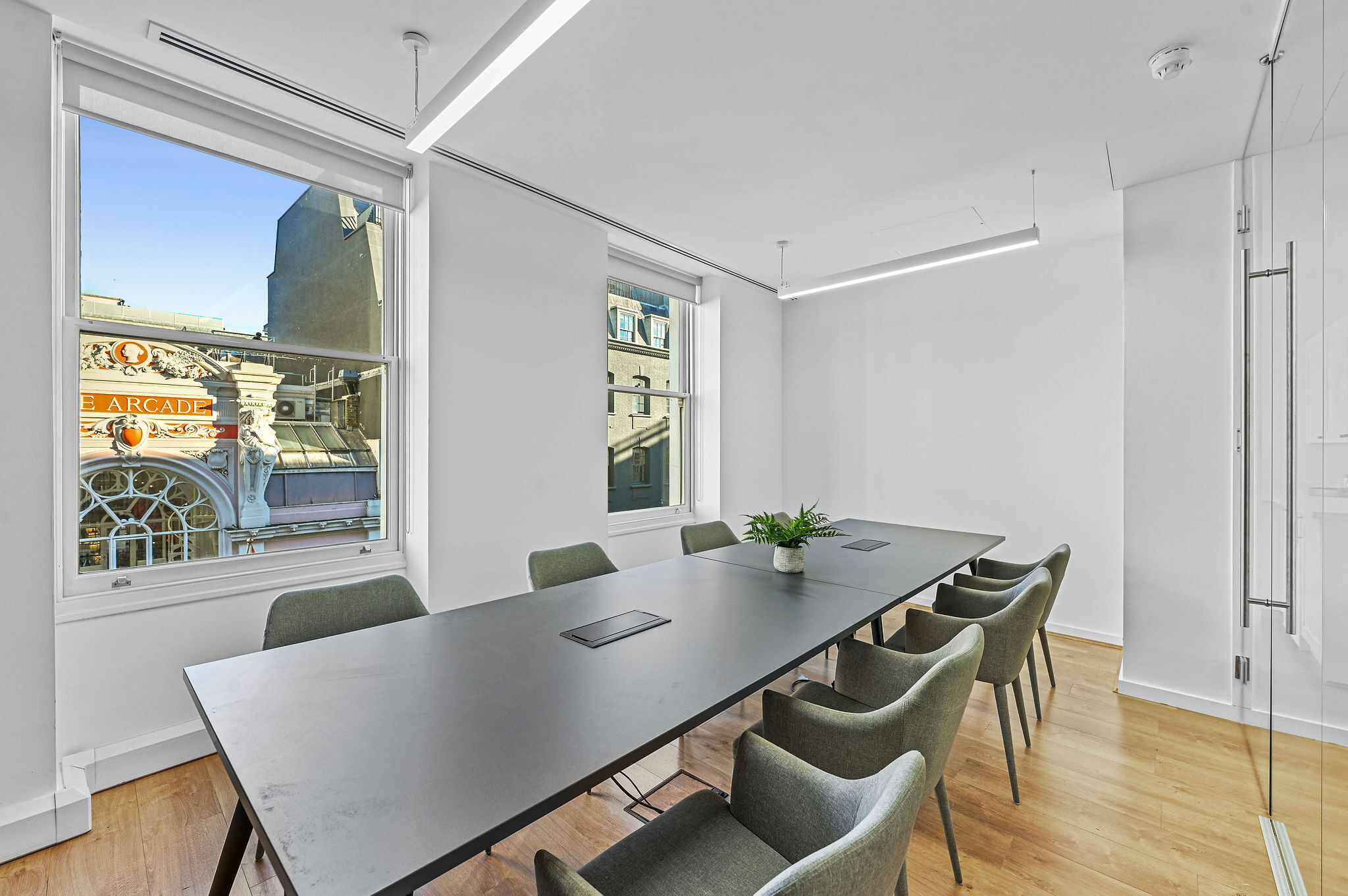 Office Space 35 Albemarle Street - Image 5