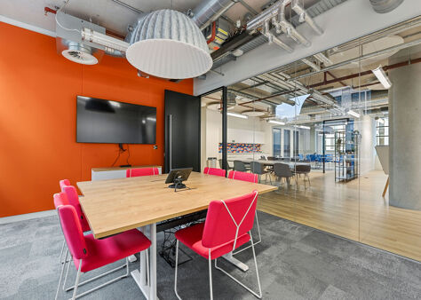 Office Space 2-4 Old Street Yard - Image 25