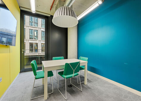 Office Space 2-4 Old Street Yard - Image 23