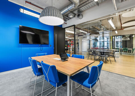 Office Space 2-4 Old Street Yard - Image 22