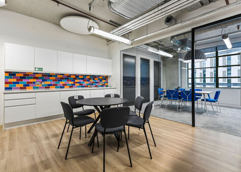 Office Space 2-4 Old Street Yard - Image 18