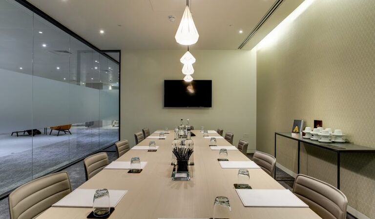 Office Space St James's Square - Image 3