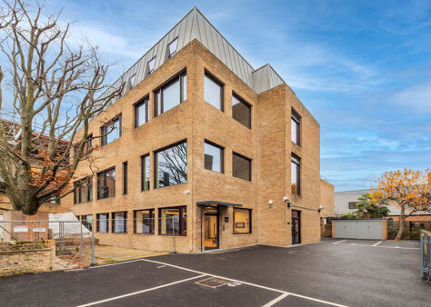 Office Space 147 Arlington Road - Image 11