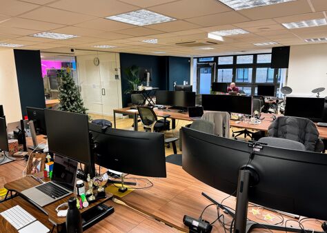 Office Space 16 Cole Street - Image 3