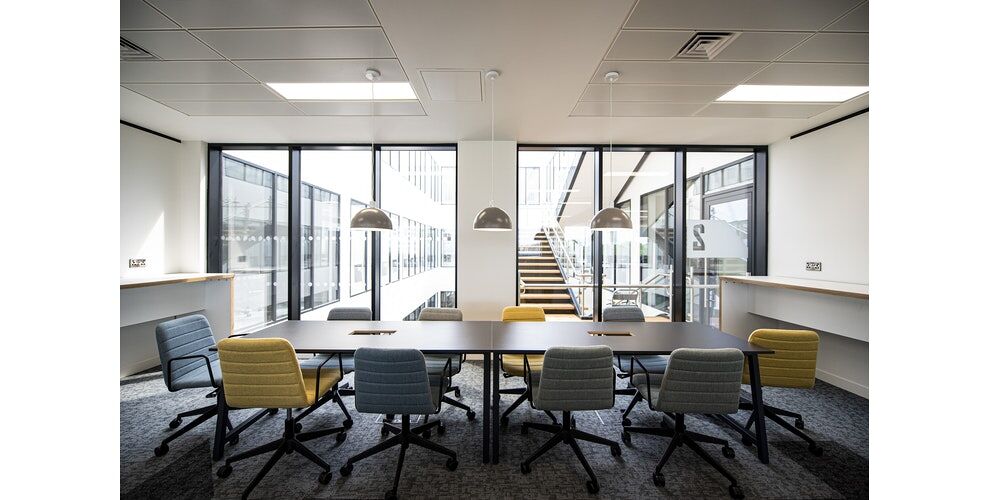 Office Space White City - Image 5