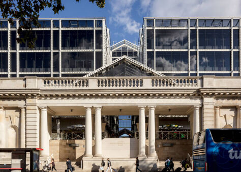 Image #2 of 123 Buckingham Palace Road