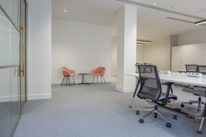 Office Space 184 -186 Regent Street - Image 9