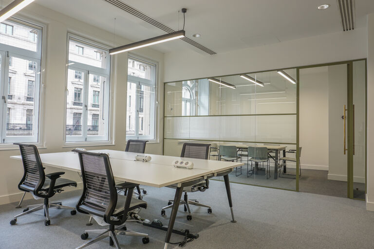 Office Space 184 -186 Regent Street - Image 3