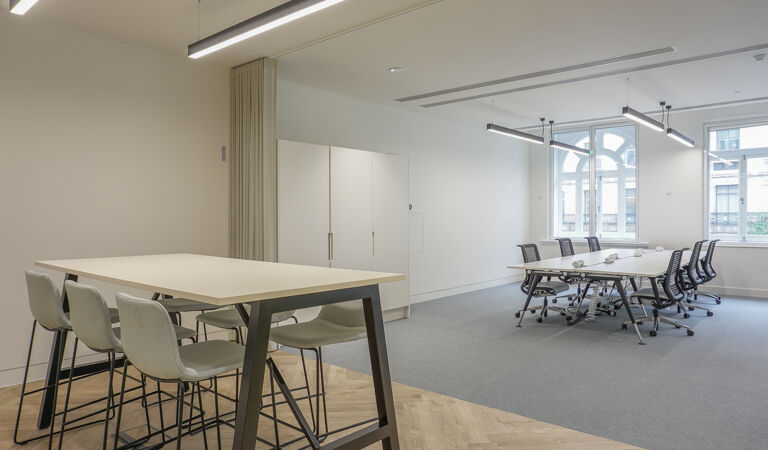 Office Space 184 -186 Regent Street - Image 1