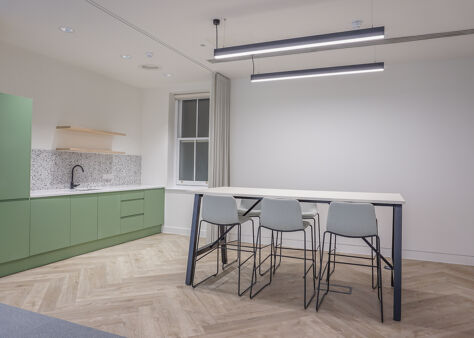 Office Space 184 -186 Regent Street - Image 8