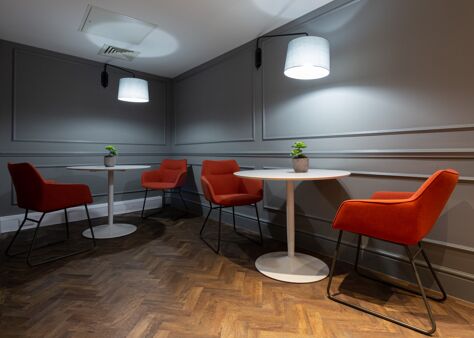 Office Space Queen Street, Mayfair - Image 4