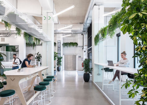 Office Space Expressway - Image 3