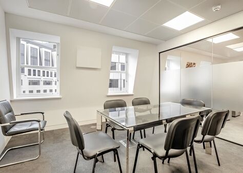 Office Space 72 King William Street - Image 2