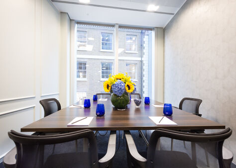 Office Space Bevis Marks - Image 4