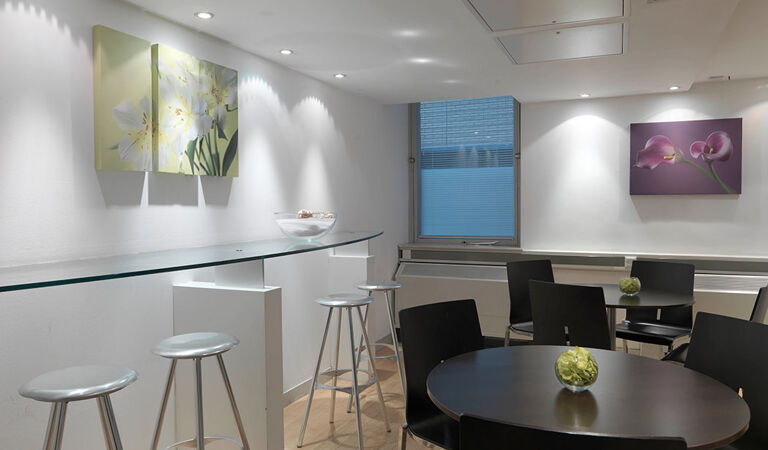 Image #3 of 18 Soho Square