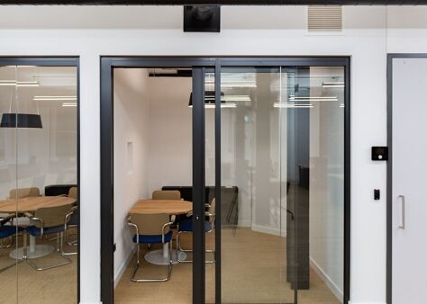 Office Space 76-78 Clerkenwell Road - Image 9