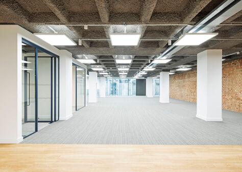 Office Space Manchester - Windmill Green - Image 18