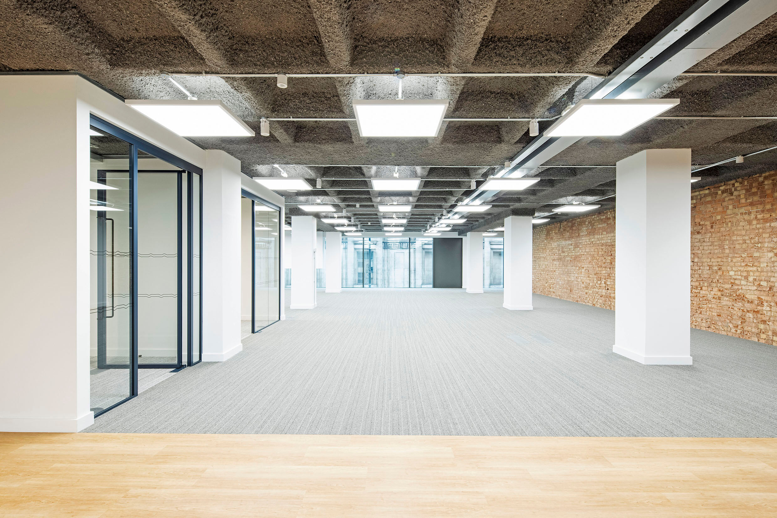 Office Space Manchester - Windmill Green - Image 18