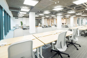 Office Space Manchester - Windmill Green - Image 11