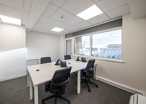 Office Space Derby Square - Image 3