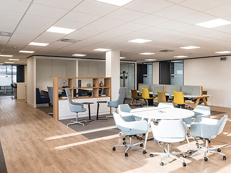 Office Space Derby Square - Image 4