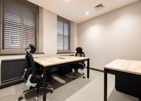 Office Space 3 St. Michael's Alley - Image 13