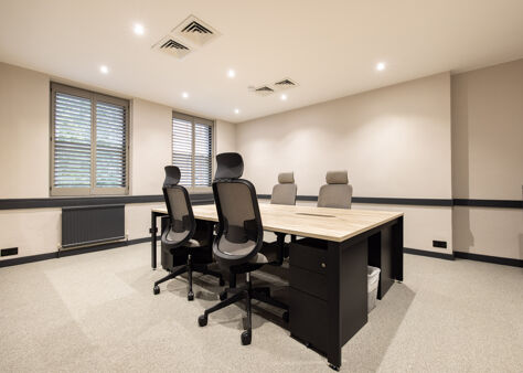 Office Space 3 St. Michael's Alley - Image 4